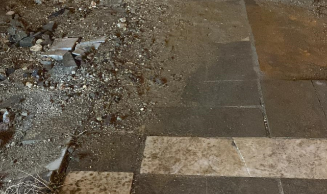 Baydilli, bu yolları ve kaldırımları da görsün.