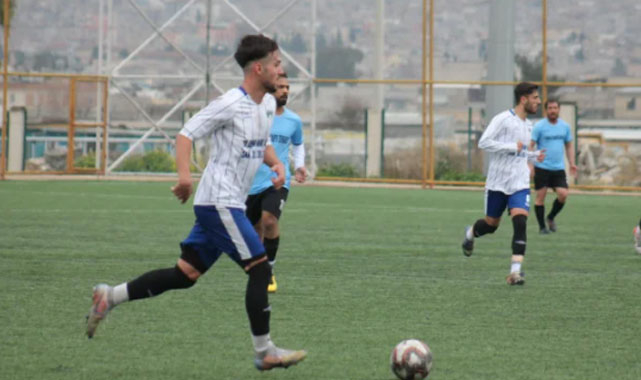 Bozova Belediyespor farklı kazandı