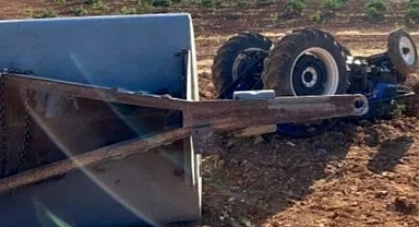 Urfa'nın ilçesinde traktör devrildi! 1 ölü