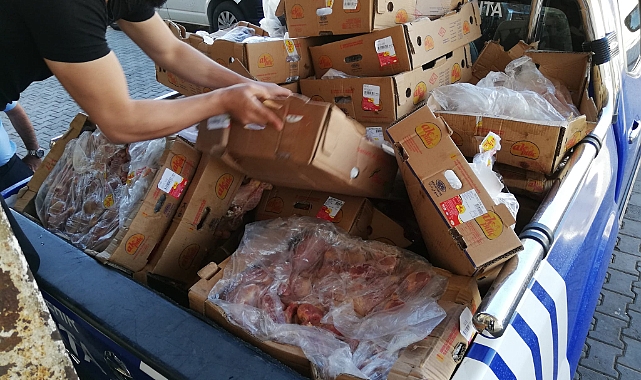Büyükşehir Zabıta, Denetimde 1 Ton Bozuk Tavuk Eti Ele Geçirdi