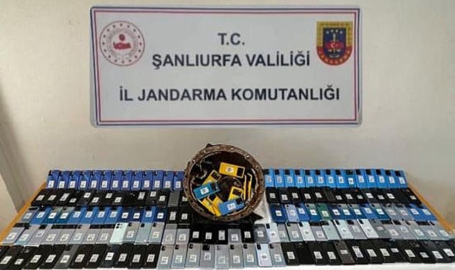 Şanlıurfa'da 3,5 milyon TL değerinde telefon yakalandı
