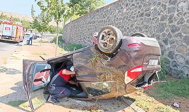 Şanlıurfa'da araç takla attı! 2 yaralı