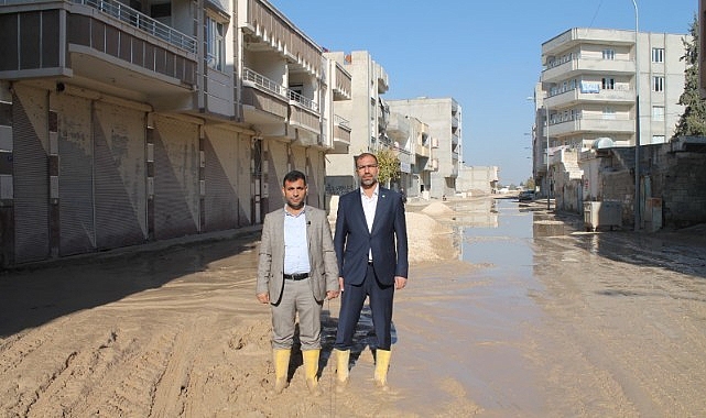 Hüda Par, Suruç'un çamur deryasına dönen yollarını gündeme getirdi