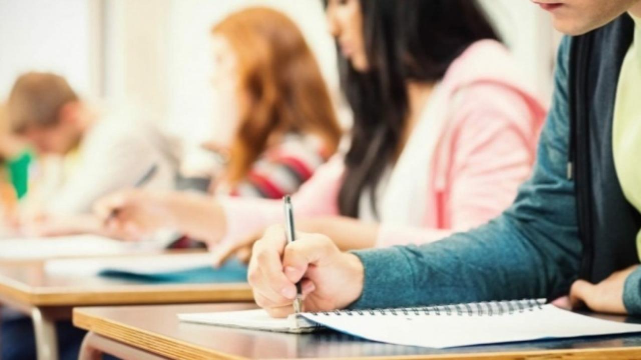 Başkan Hayırlı: “Diploma Artık Geçim Belgesi Değil, İşsizlik Belgesi Oldu!”