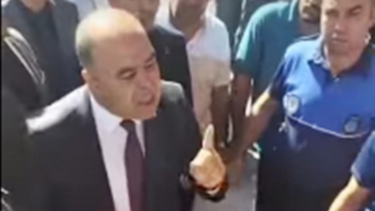 Kulak kesen başkan mı olur? Bu şehrin kaderi bu pespayeliğe mahkûm mu?